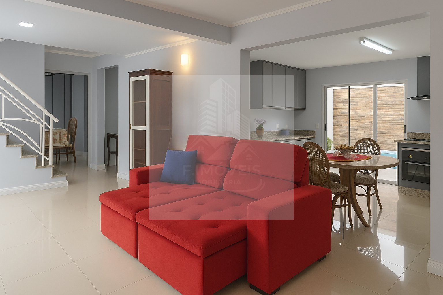 🏡 Casa à Venda em Condomínio Fechado – Centro de Balneário Camboriú